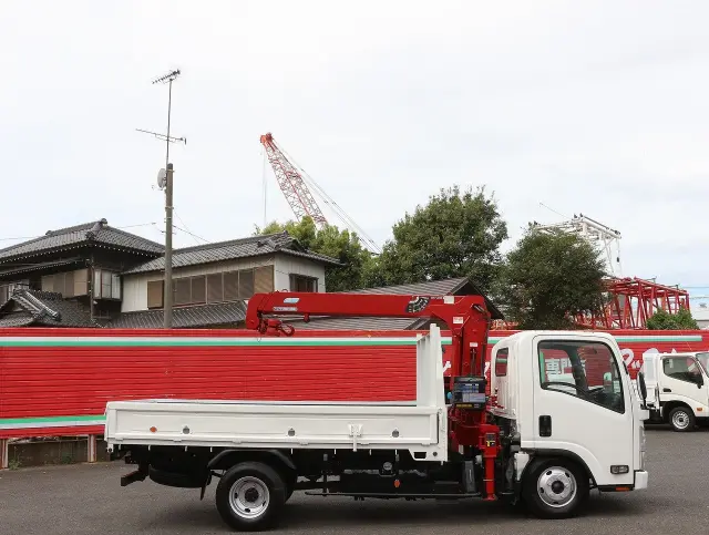 いすゞ エルフ TKG-NMR85ANの写真5