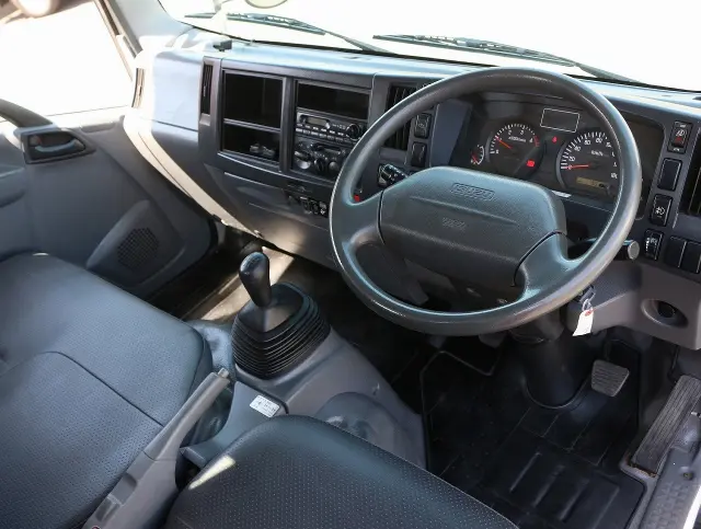 いすゞ エルフ TKG-NMR85ANの写真35