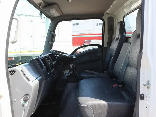 いすゞ エルフ TKG-NMR85ANの写真47