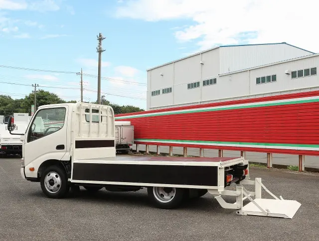 日野 デュトロ SKG-XZU605M(2WD)の写真21