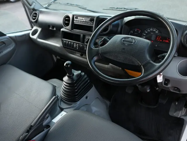 日野 デュトロ SKG-XZU605M(2WD)の写真29