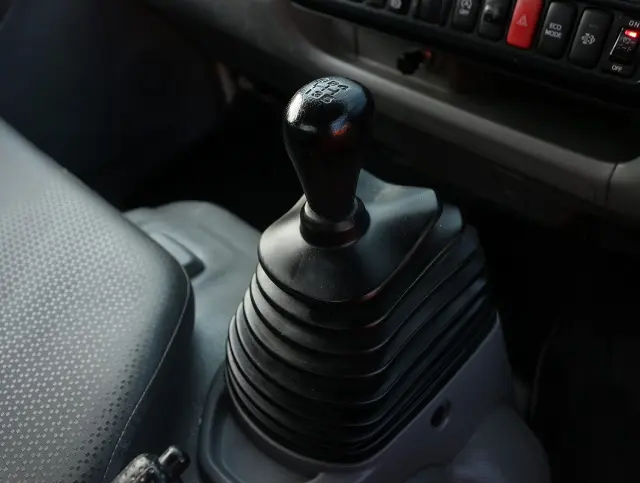 日野 デュトロ SKG-XZU605M(2WD)の写真35