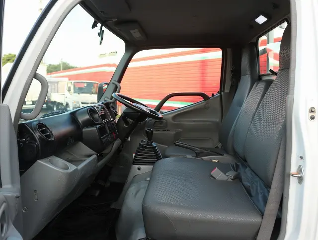 日野 デュトロ SKG-XZU605M(2WD)の写真41