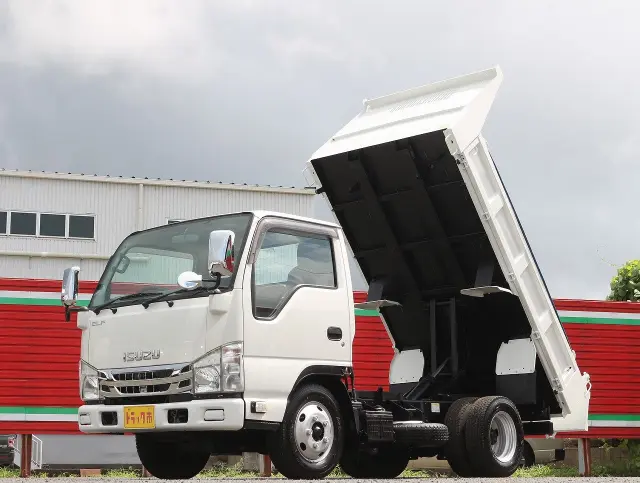 いすゞ エルフ TPG-NKR85AD(2WD)の写真17