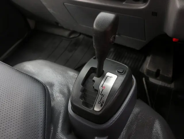 いすゞ エルフ TPG-NKR85AD(2WD)の写真36