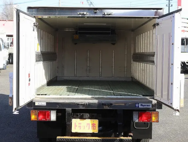 いすゞ エルフ TPG-NHR85AN(2WD)の写真4