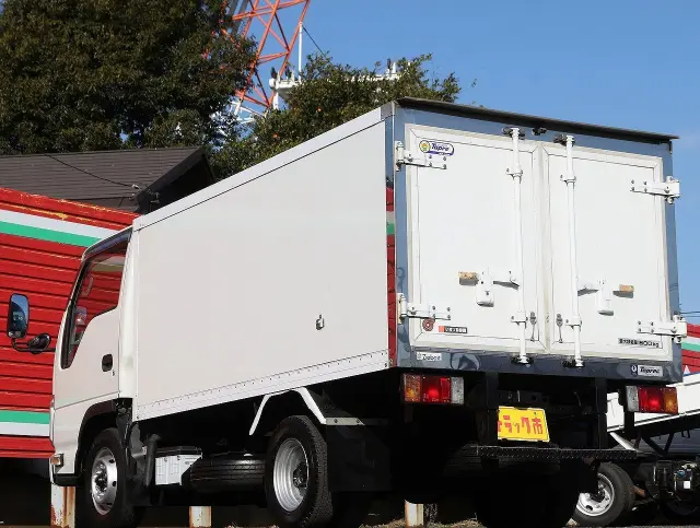 いすゞ エルフ TPG-NHR85AN(2WD)の写真10