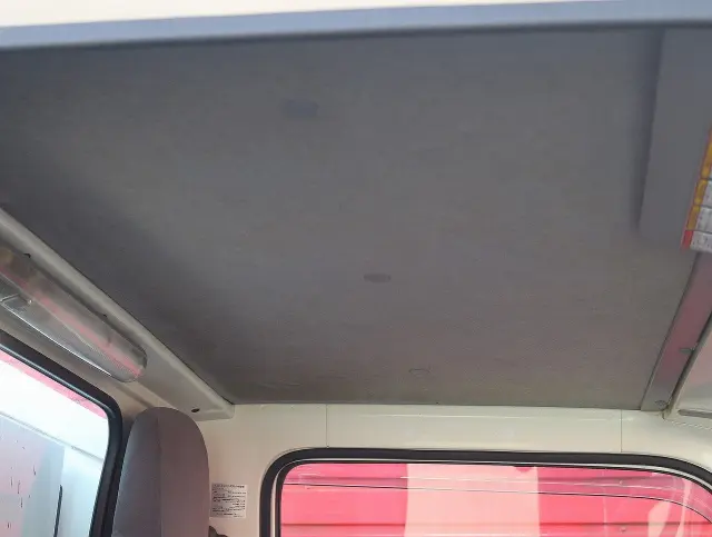 いすゞ エルフ TPG-NHR85AN(2WD)の写真46