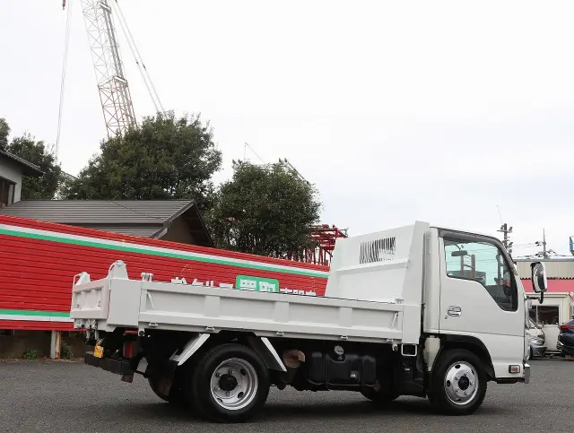 いすゞ エルフ TKG-NJR85AD(2WD)の写真6