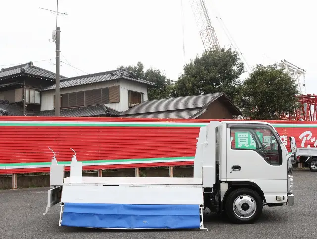 いすゞ エルフ TKG-NJR85AD(2WD)の写真14