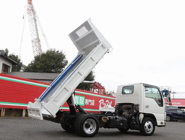 いすゞ エルフ TKG-NJR85AD(2WD)の写真21