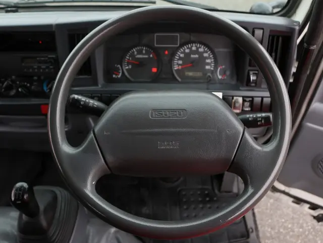 いすゞ エルフ TKG-NJR85AD(2WD)の写真37