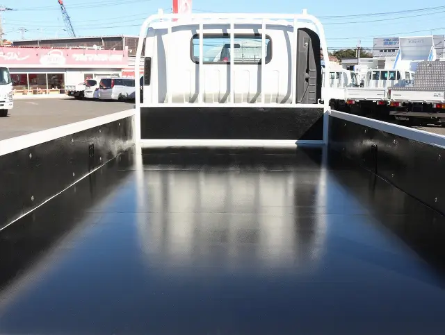 いすゞ エルフ TRG-NPR85AR(2WD)の写真15