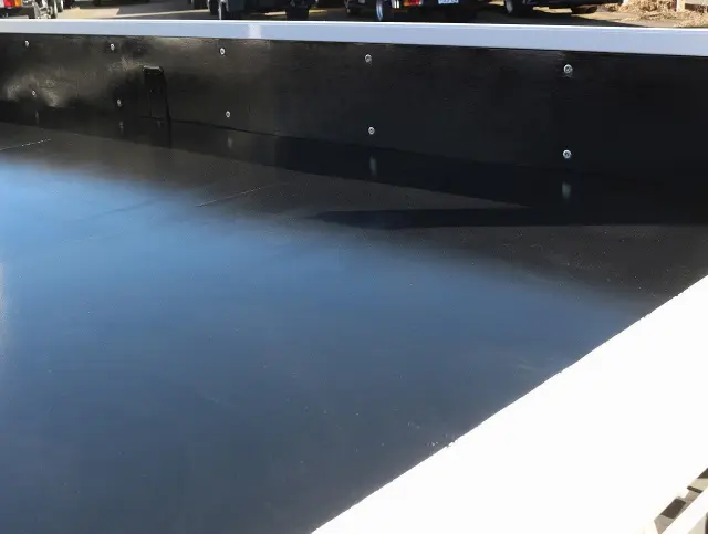 いすゞ エルフ TRG-NPR85AR(2WD)の写真17