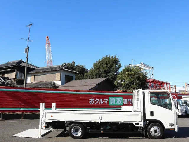 いすゞ エルフ TRG-NPR85AR(2WD)の写真18