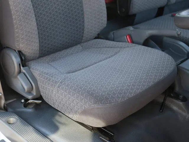 いすゞ エルフ TRG-NPR85AR(2WD)の写真39