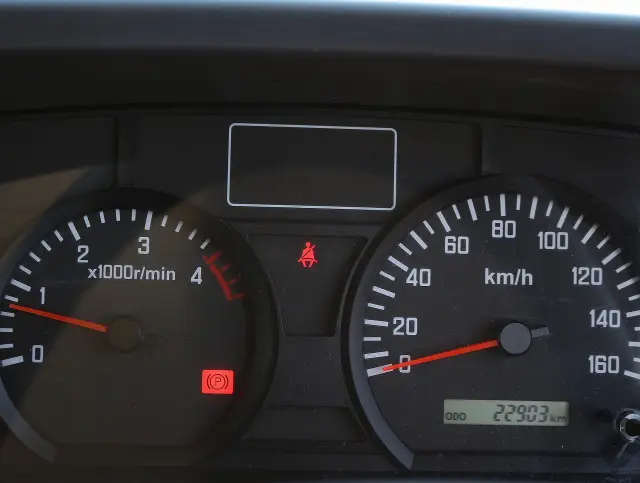 いすゞ エルフ TRG-NPR85AR(2WD)の写真41