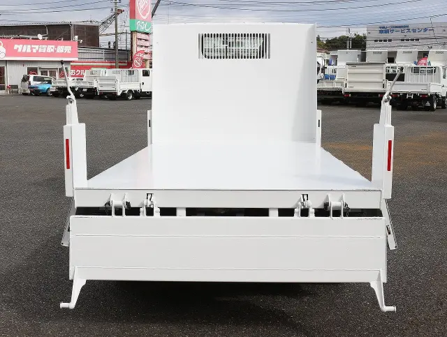 三菱 キャンター 2PG-FBA30(2WD)の写真13