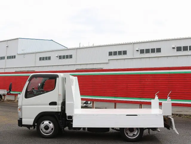 三菱 キャンター 2PG-FBA30(2WD)の写真14