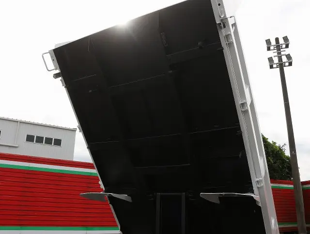 三菱 キャンター 2PG-FBA30(2WD)の写真24