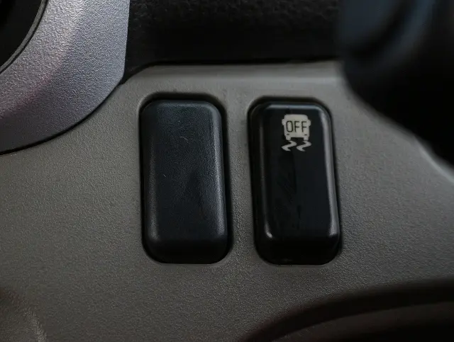 三菱 キャンター 2PG-FBA30(2WD)の写真38