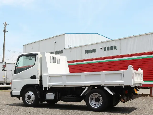 三菱 キャンター 2PG-FBA60(2WD)の写真8