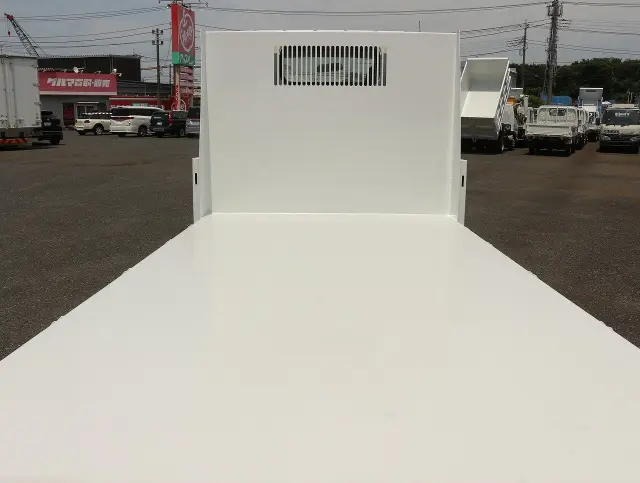 三菱 キャンター 2PG-FBA60(2WD)の写真15