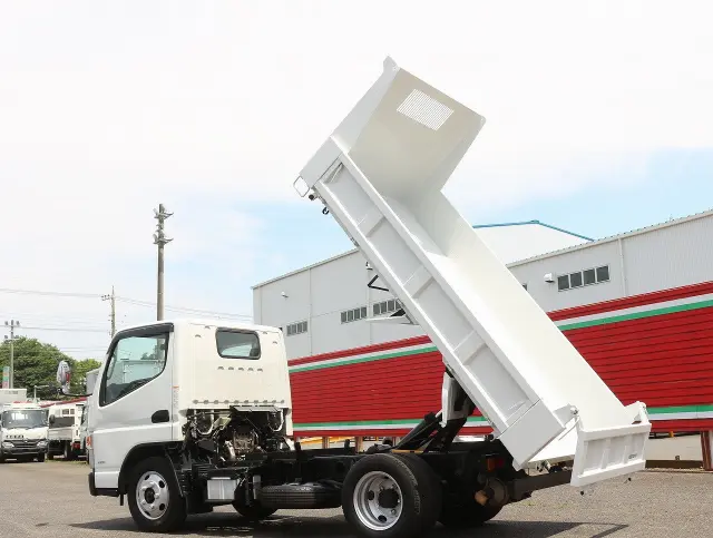 三菱 キャンター 2PG-FBA60(2WD)の写真23