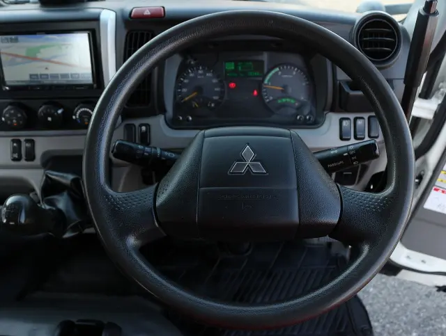 三菱 キャンター 2PG-FBA60(2WD)の写真40