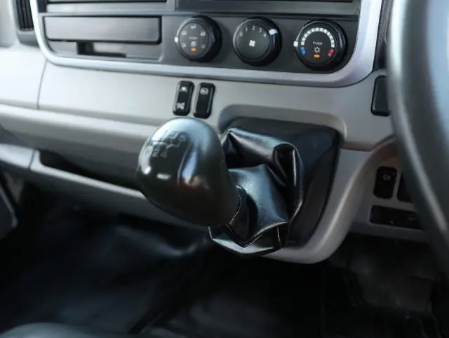 三菱 キャンター 2PG-FBA60(2WD)の写真42