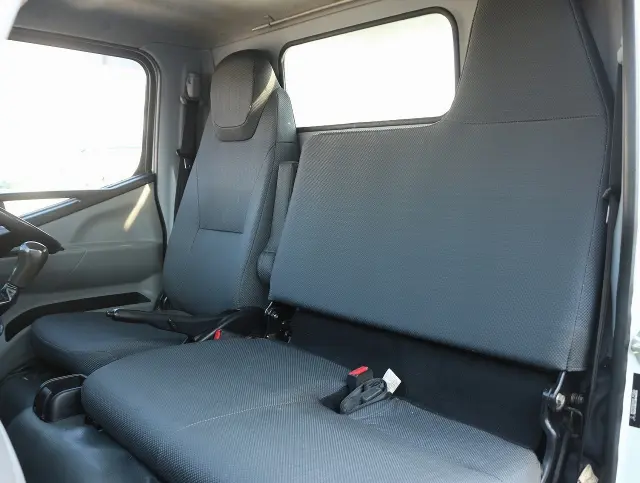 三菱 キャンター 2PG-FBA60(2WD)の写真49