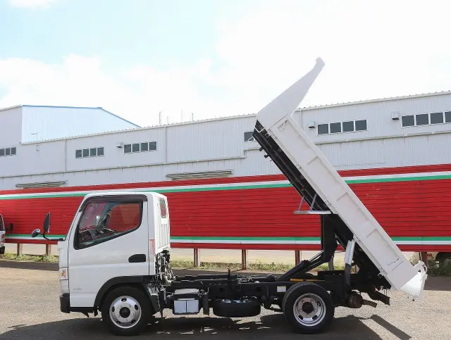 三菱 キャンター TPG-FBA30(2WD)の写真21