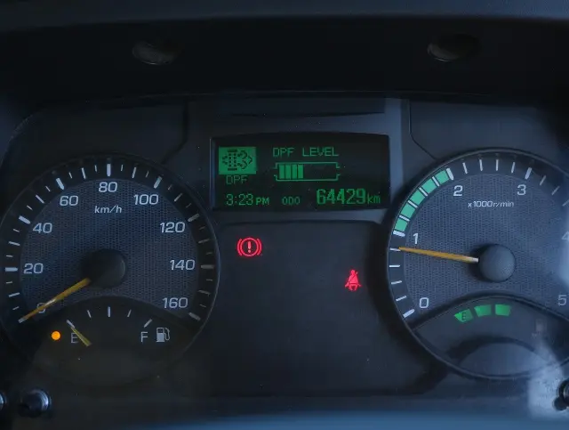 三菱 キャンター TPG-FBA30(2WD)の写真32