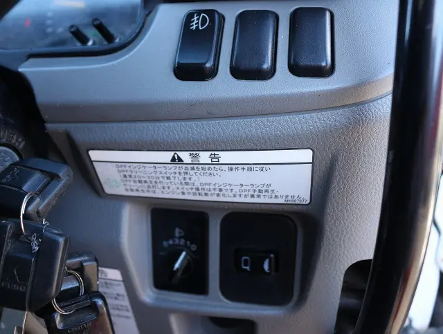 三菱 キャンター TPG-FBA30(2WD)の写真37