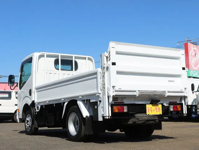 日産 ニッサン SDG-SZ5F24(4WD)の写真7