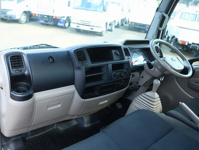 日産 ニッサン SDG-SZ5F24(4WD)の写真32