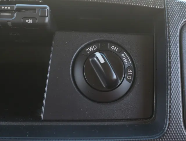 日産 アトラス TKG-SZ5F24(4WD)の写真30