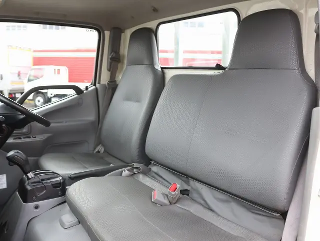 日野 デュトロ TPG-XZC605M(2WD)の写真37