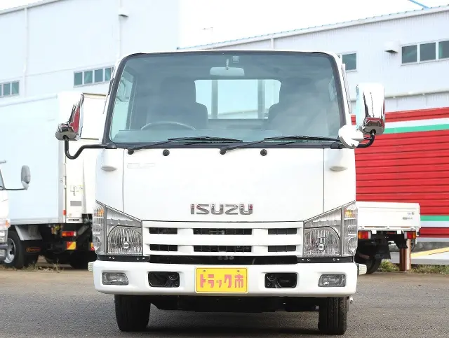 いすゞ エルフ SKG-NJR85A(2WD)の写真2