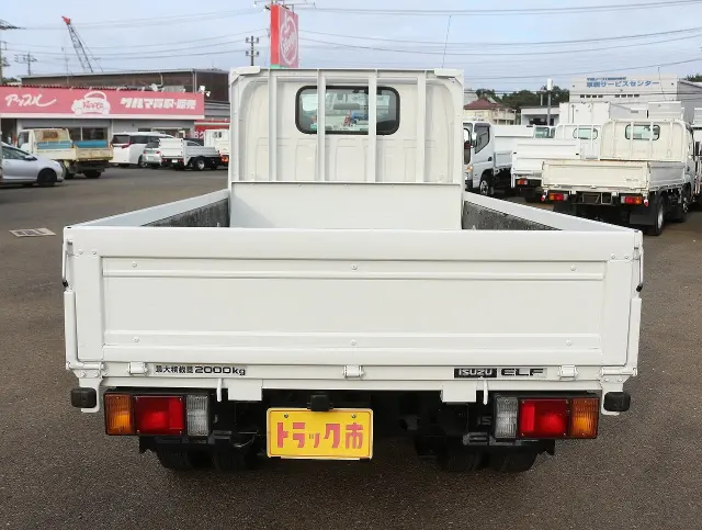 いすゞ エルフ SKG-NJR85A(2WD)の写真10