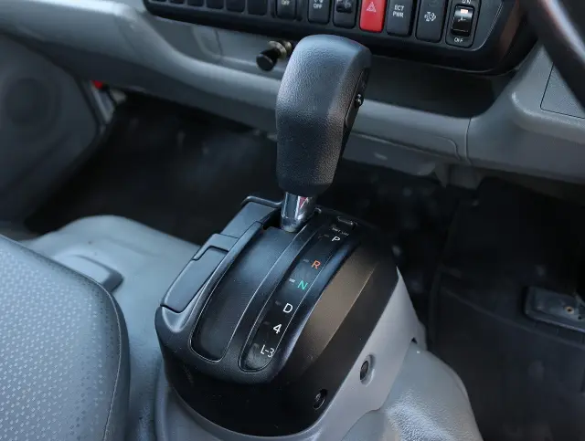 日野 デュトロ TPG-XZC605M(2WD)の写真42
