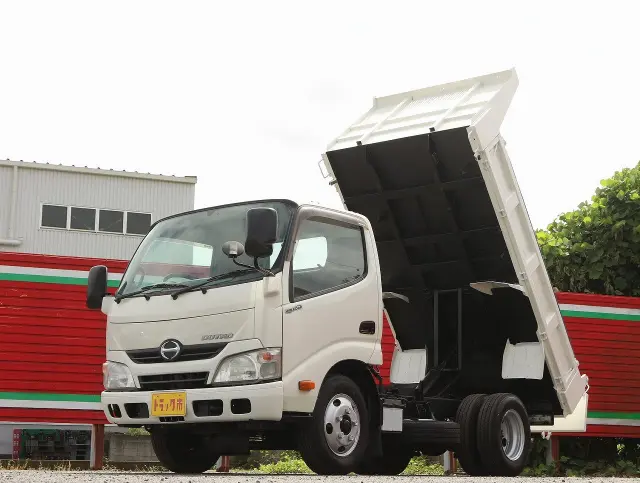 日野 デュトロ TKG-XZU620T(2WD)の写真1