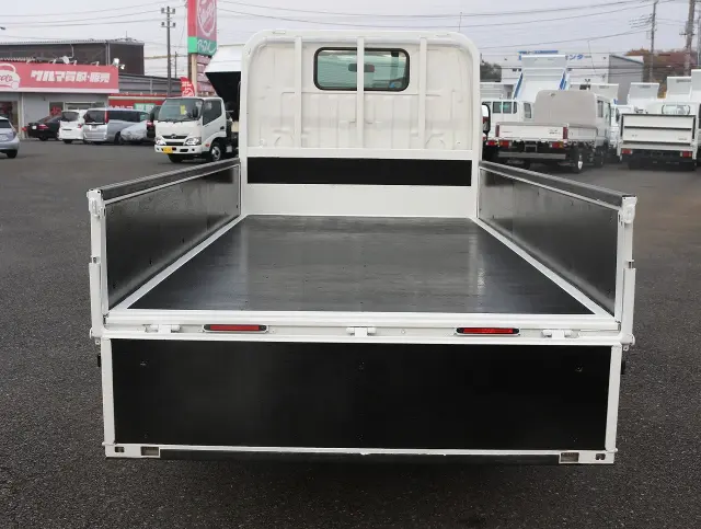 トヨタ トヨエース QDF-KDY231(2WD)の写真9