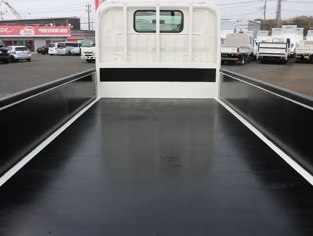 トヨタ トヨエース QDF-KDY231(2WD)の写真10