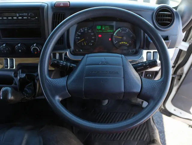 三菱 キャンター TKG-FBA20(2WD)の写真31