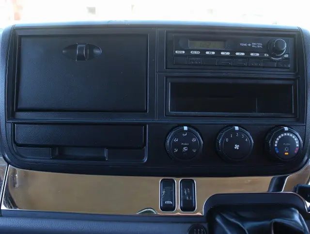 三菱 キャンター TKG-FBA20(2WD)の写真34