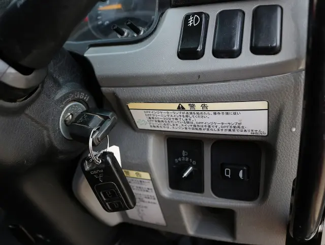 三菱 キャンター 2PG-FBA30(2WD)の写真45