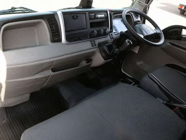 三菱 キャンター 2PG-FBA30(2WD)の写真46