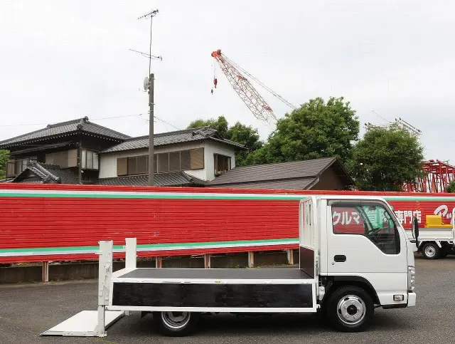 いすゞ エルフ TRG-NJR85A(2WD)の写真19