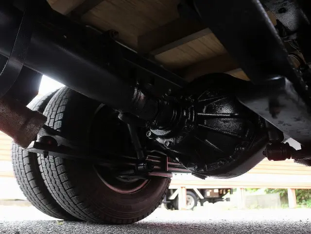 いすゞ エルフ TRG-NJR85A(2WD)の写真27